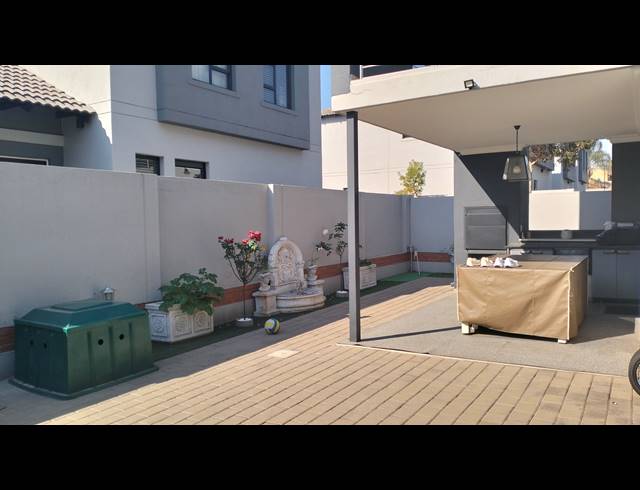 3 BEDROOM DUPLEX FOR SALE IN EQUESTRIA